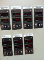 Electrolysis and galvanizing baths current devices